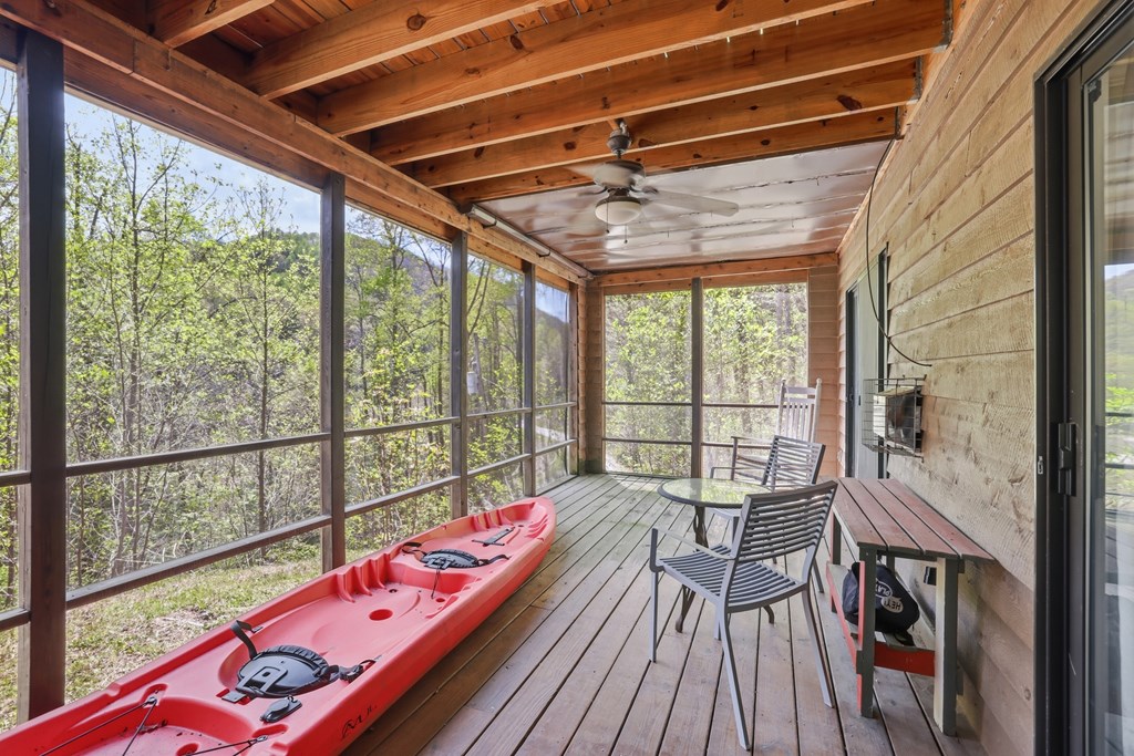 4541 Winding Stairs Road Topton, NC 28781 - Photo 15 of 34 Gallery Image 15