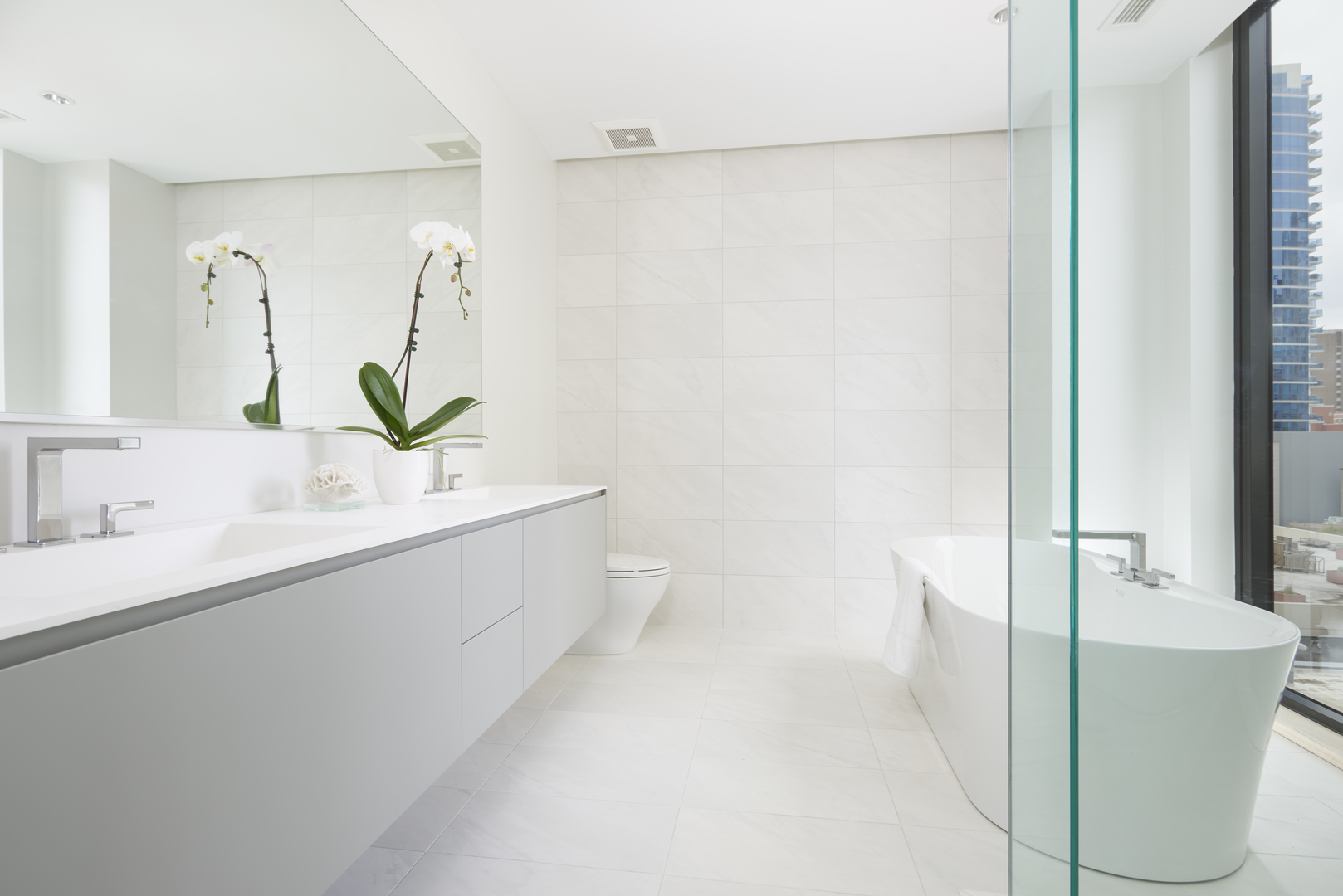 56 West Huron Street, Unit 11 Chicago, IL 60654 - Photo 18 of 25