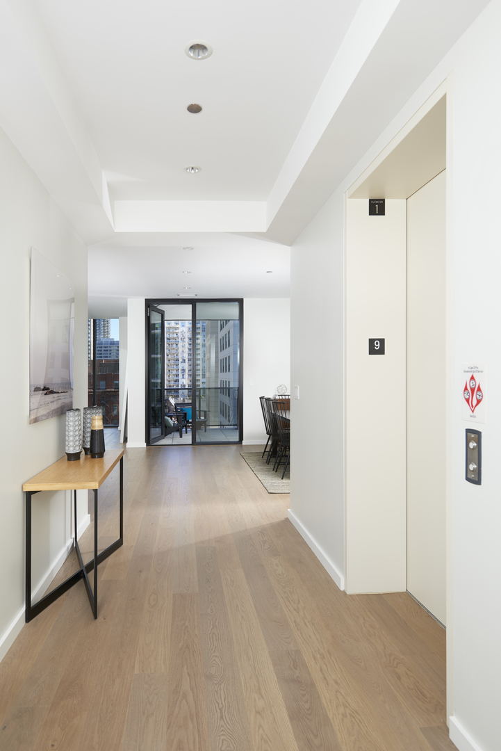 56 West Huron Street, Unit 11 Chicago, IL 60654 - Photo 3 of 25