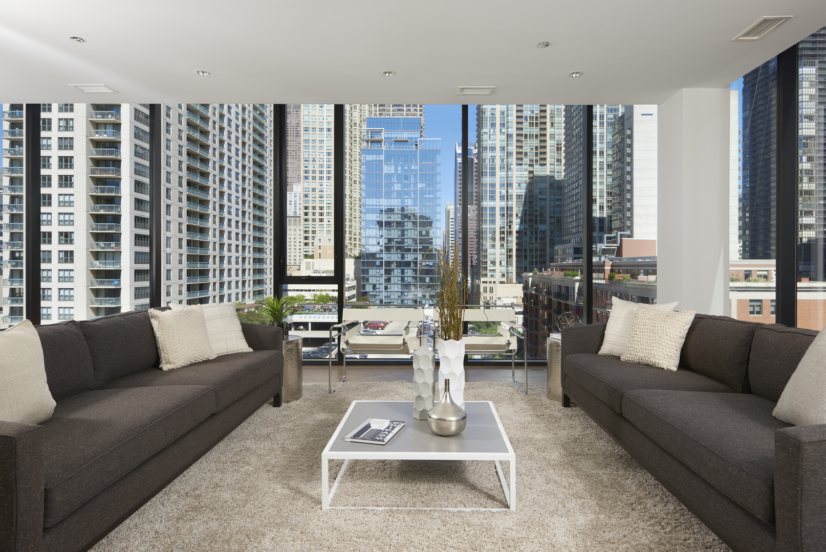 56 West Huron Street, Unit 11 Chicago, IL 60654 - Photo 6 of 25