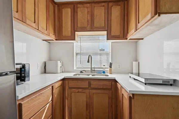 $2,800 | 2106 Avalon Lane, Arlington, TX 76014