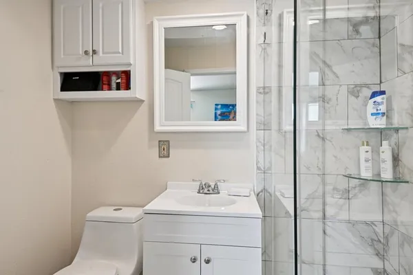 $2,800 | 2106 Avalon Lane, Arlington, TX 76014