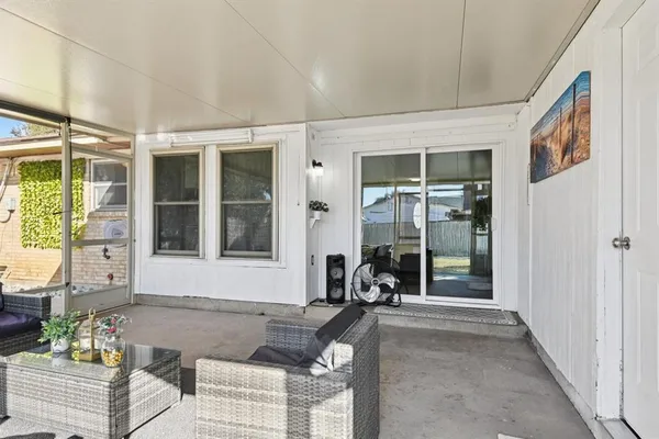 $2,800 | 2106 Avalon Lane, Arlington, TX 76014