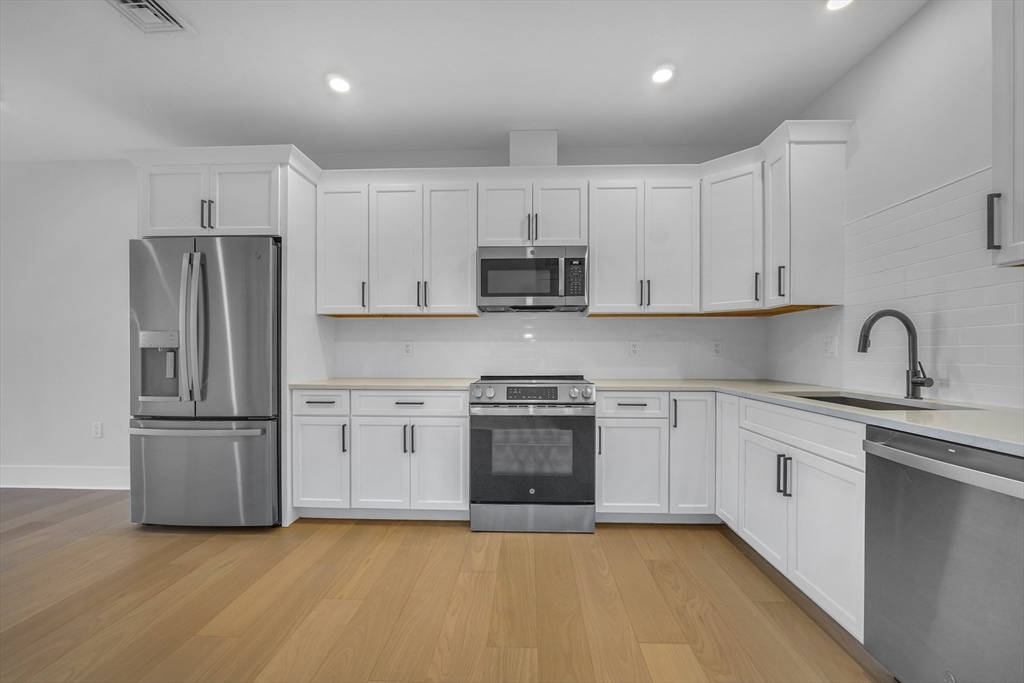 62 Foundry Street, Unit 413 Wakefield, MA 01880 - Photo 10 of 24