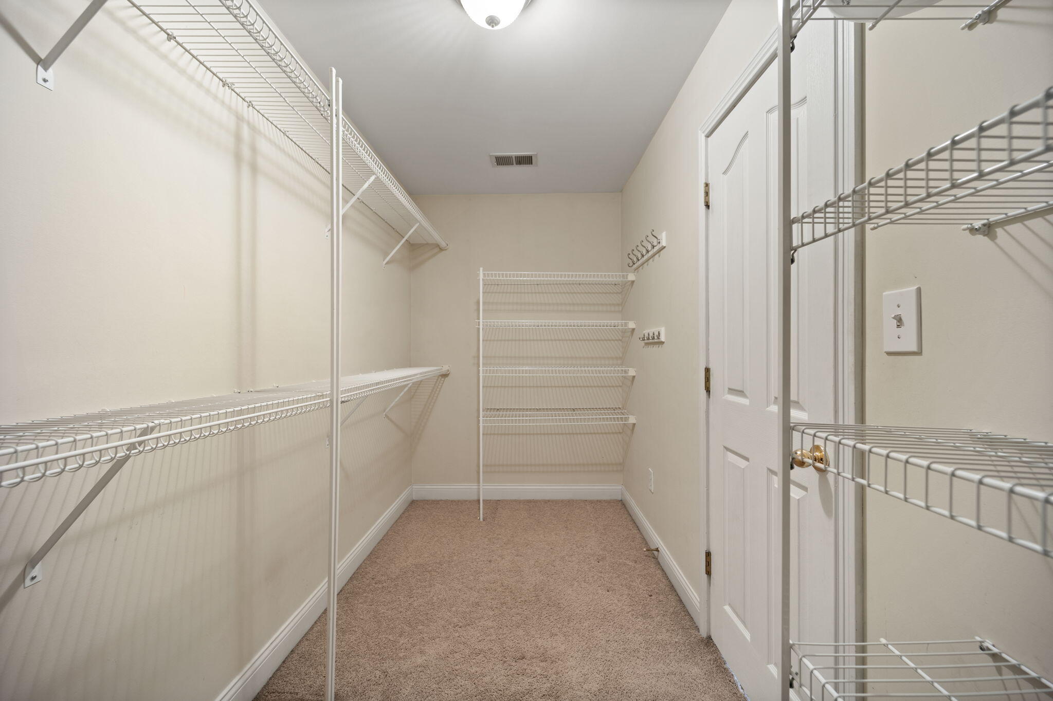 2216 Shaker Run Road Lexington, KY 40509 - Photo 40 of 81 40-web-or-mls-542A8872