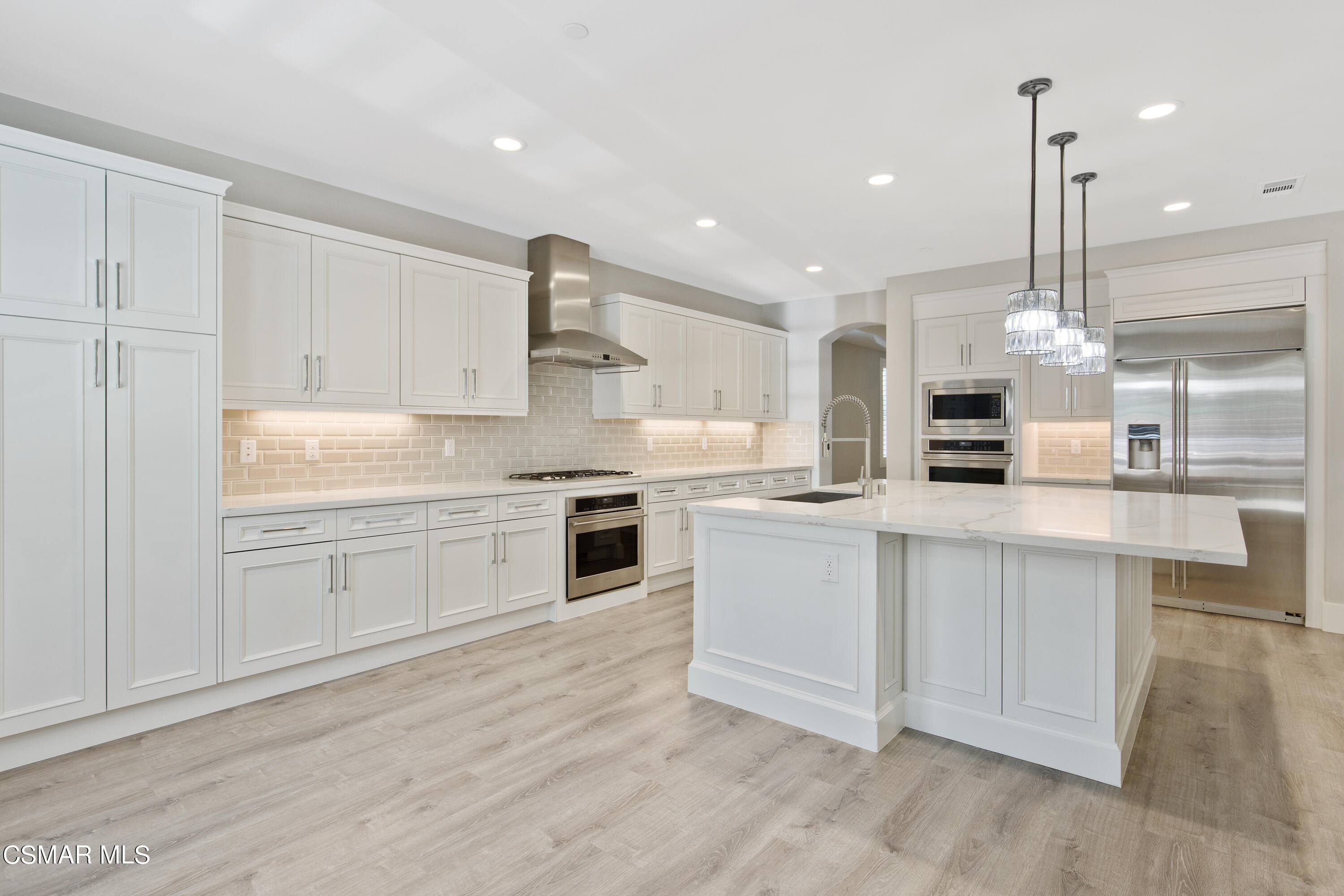 6951 Ridgemark Court Moorpark, CA 93021 - Photo 12 of 65 6951 Ridgemark-17