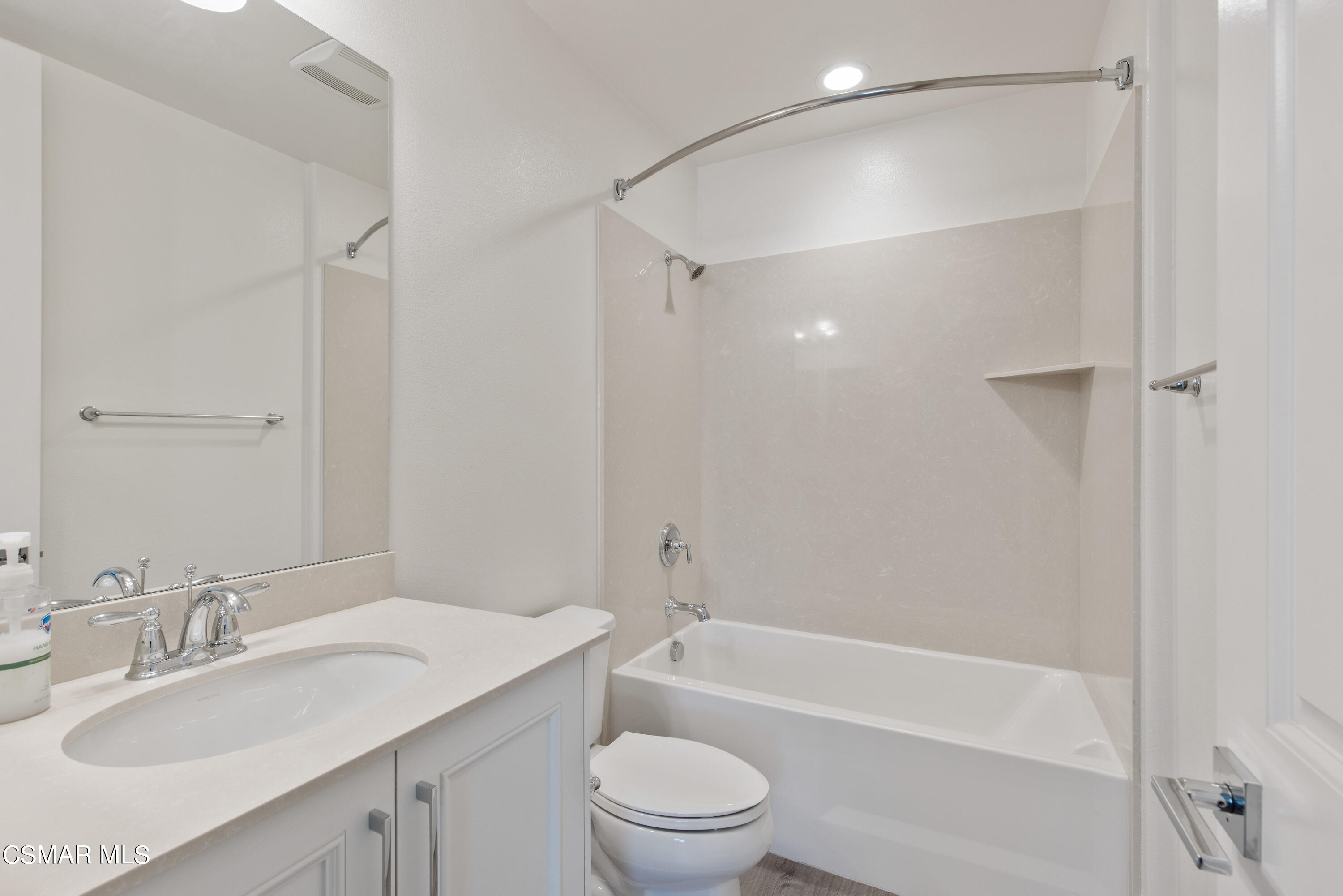 6951 Ridgemark Court Moorpark, CA 93021 - Photo 18 of 65 6951 Ridgemark-23