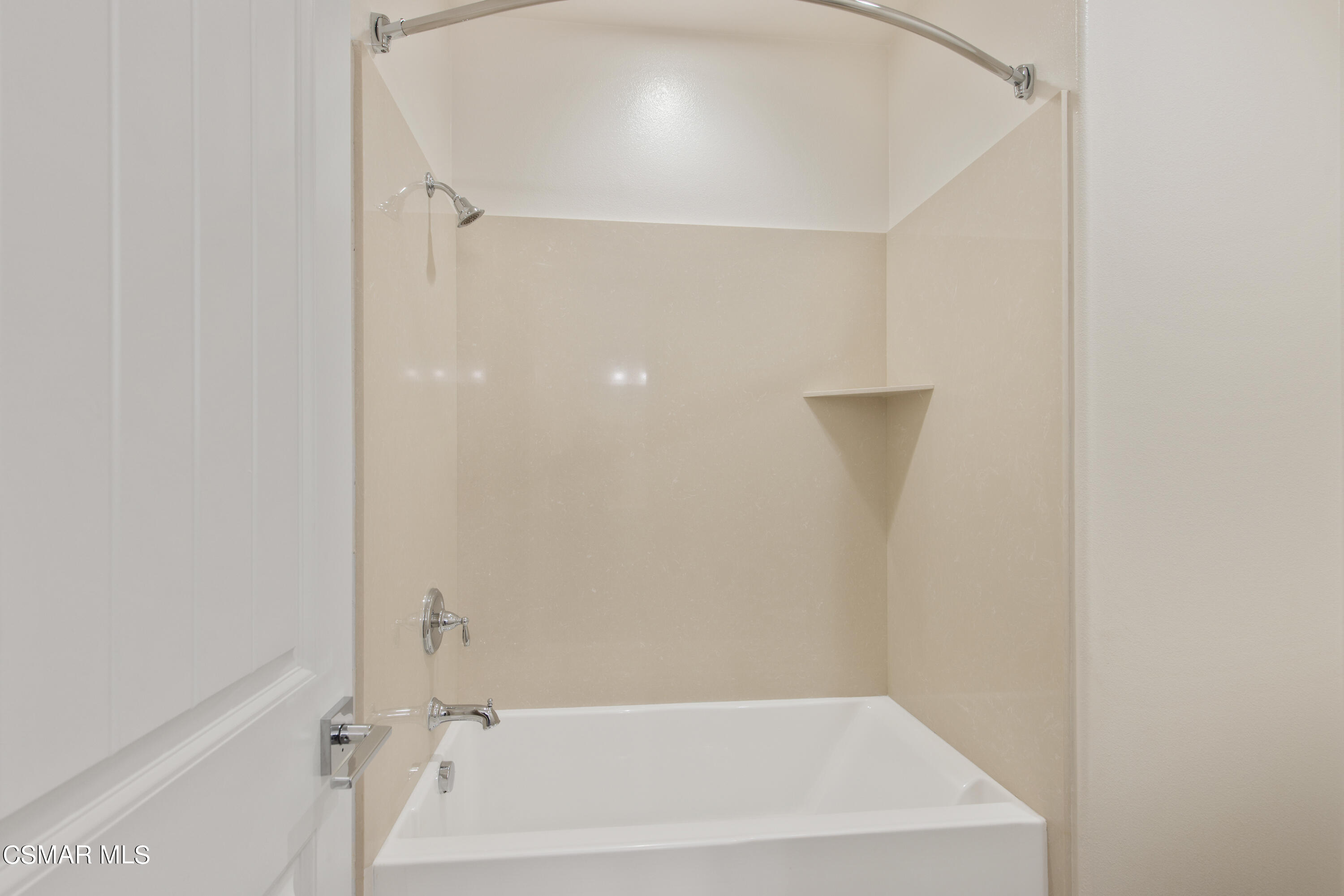 6951 Ridgemark Court Moorpark, CA 93021 - Photo 26 of 65 6951 Ridgemark-31
