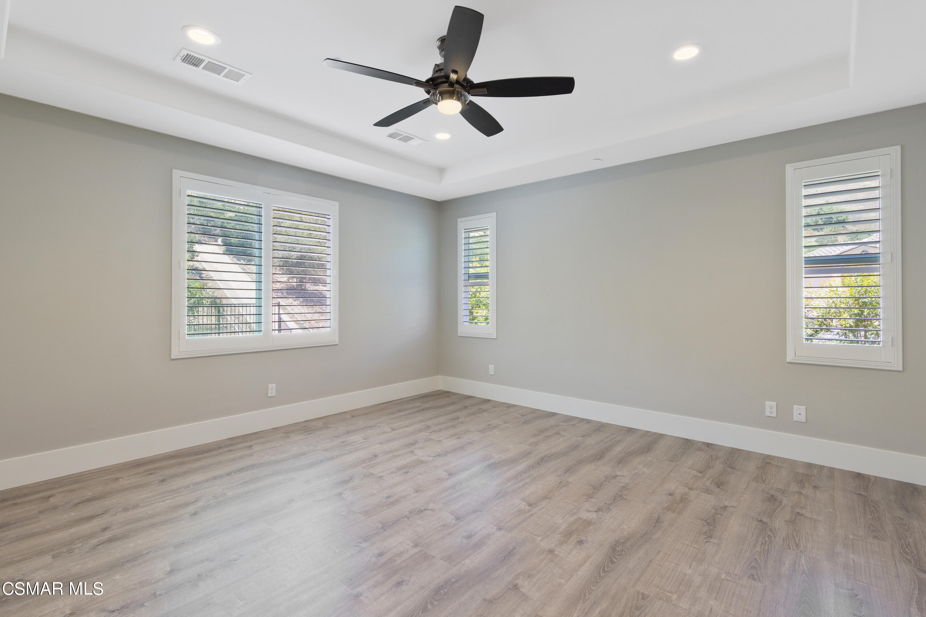 6951 Ridgemark Court Moorpark, CA 93021 - Photo 28 of 65 6951 Ridgemark-33
