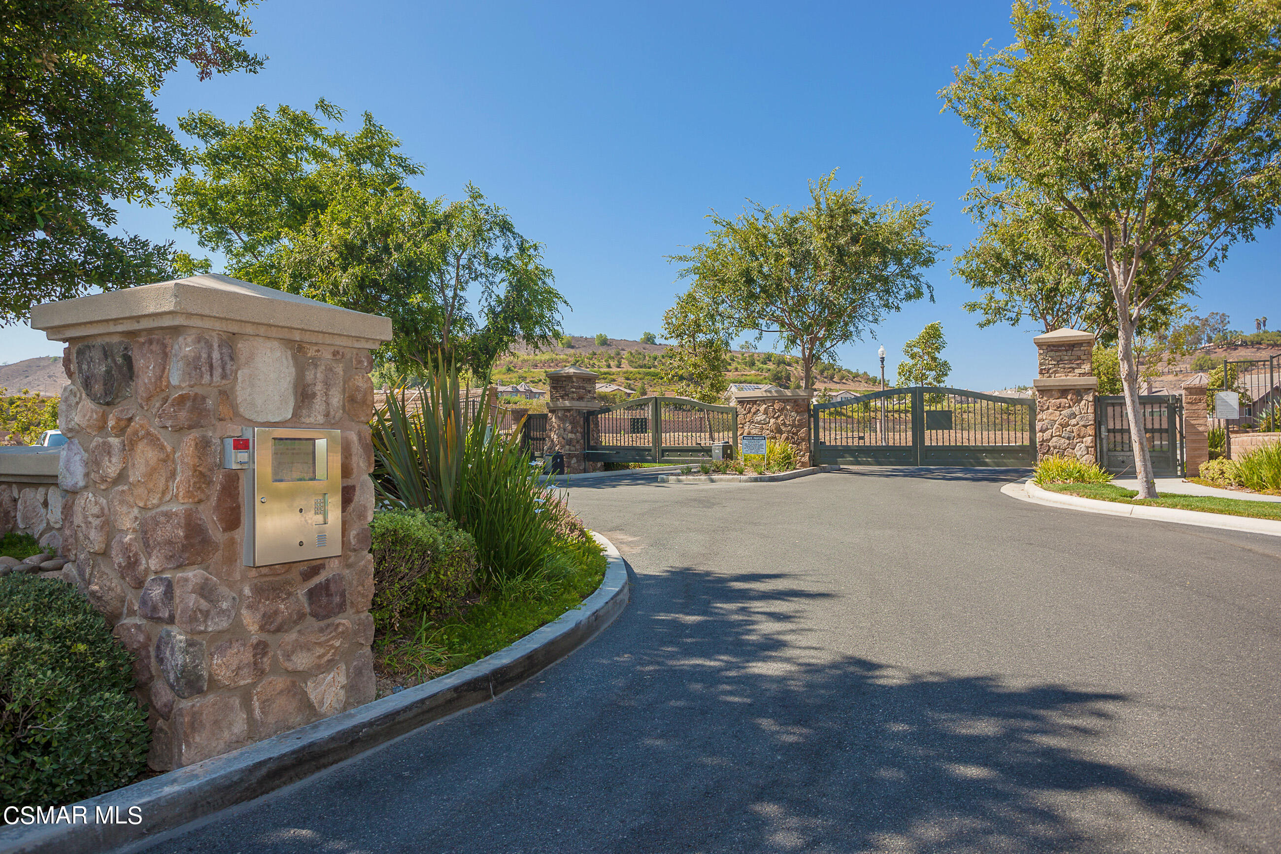 6951 Ridgemark Court Moorpark, CA 93021 - Photo 42 of 65 111-66