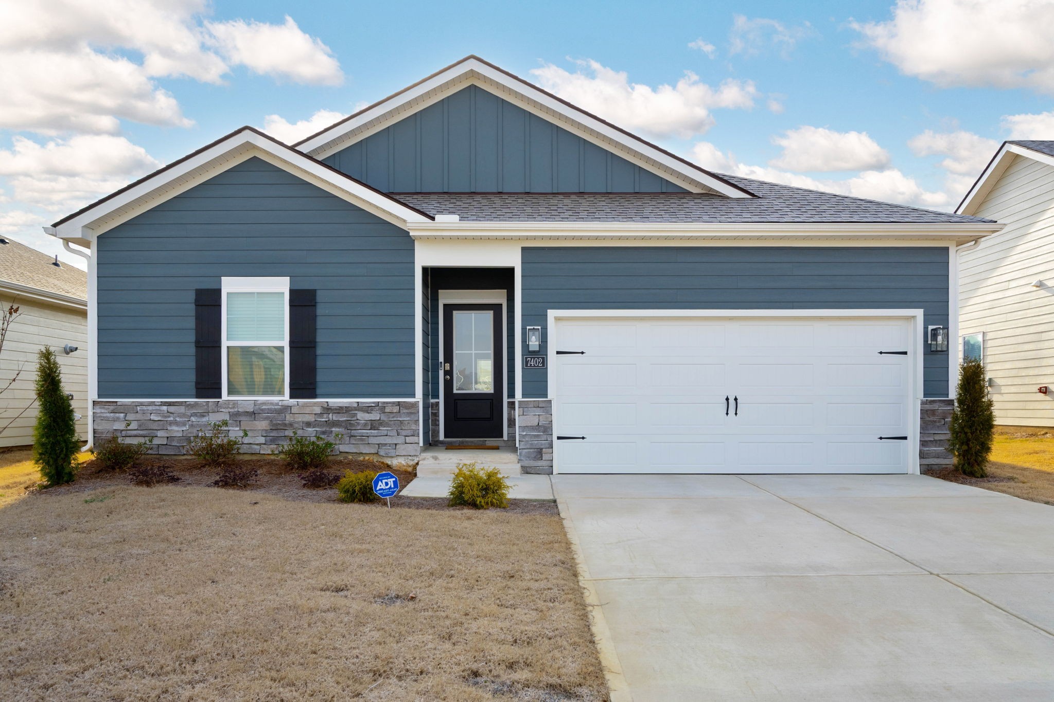7402 Bendire Loop Hixson, TN 37343 - Photo 1 of 22 Gallery Image 1