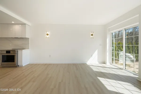 $7,500 | 1188 King Street, Unit 103, Greenwich, CT 06831