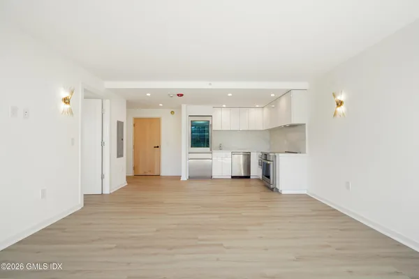 $7,500 | 1188 King Street, Unit 103, Greenwich, CT 06831