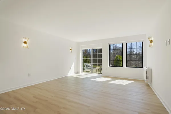 $7,500 | 1188 King Street, Unit 103, Greenwich, CT 06831