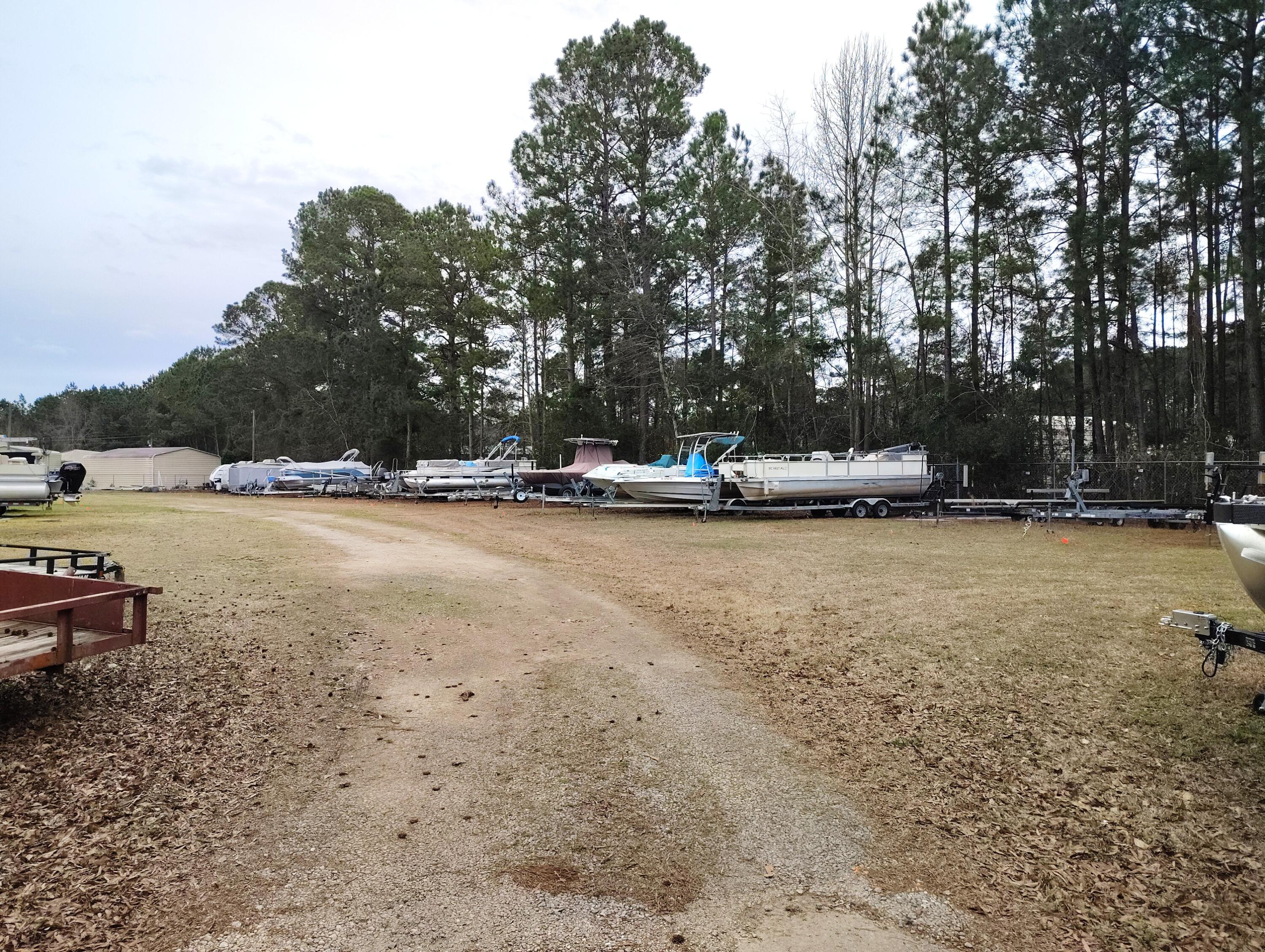 40 North Lake Circle Manning, SC 29102 - Photo 17 of 23 IMG_20260226_132213277_BURST000_COVER