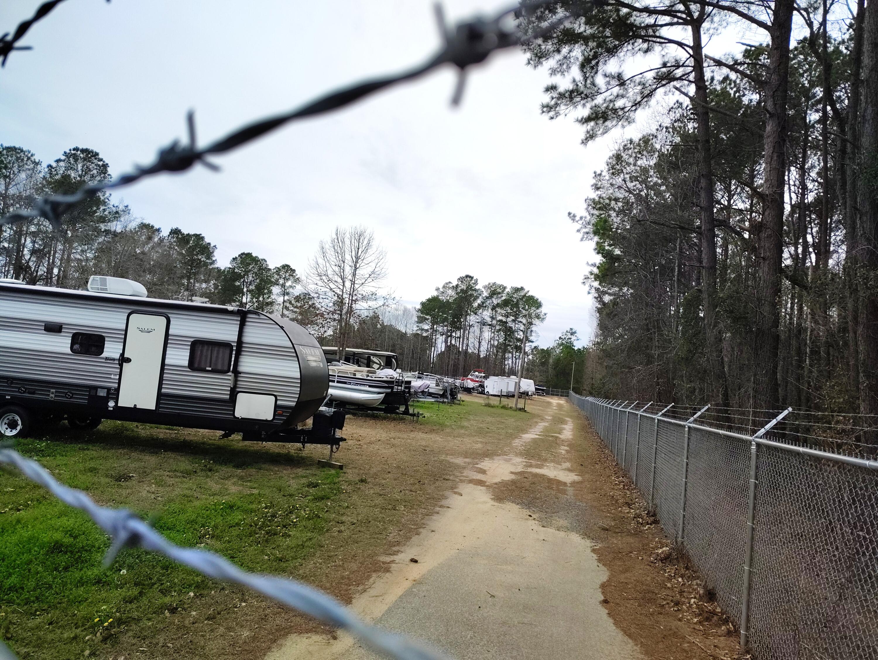 40 North Lake Circle Manning, SC 29102 - Photo 19 of 23 IMG_20260226_132457852_BURST000_COVER