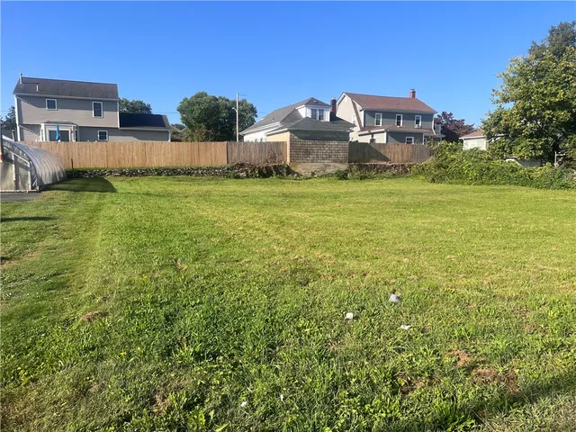 $179,900 | 30 Fletcher Avenue, Cranston, RI 02920