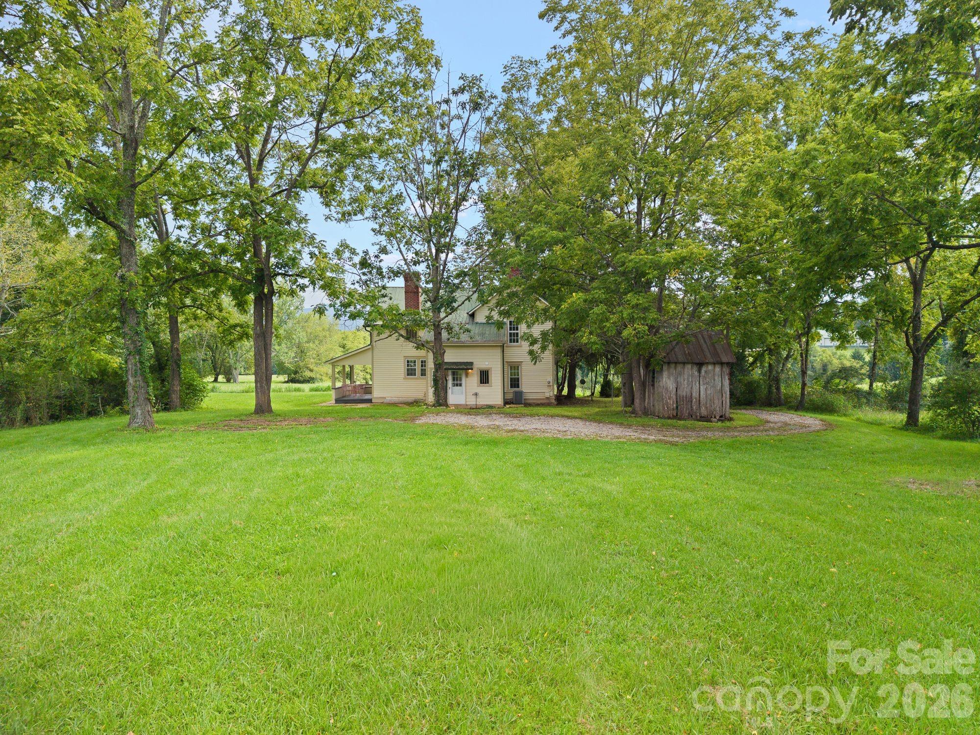 250 Justice Ridge Road Candler, NC 28715 - Photo 43 of 44 Gallery Image 43