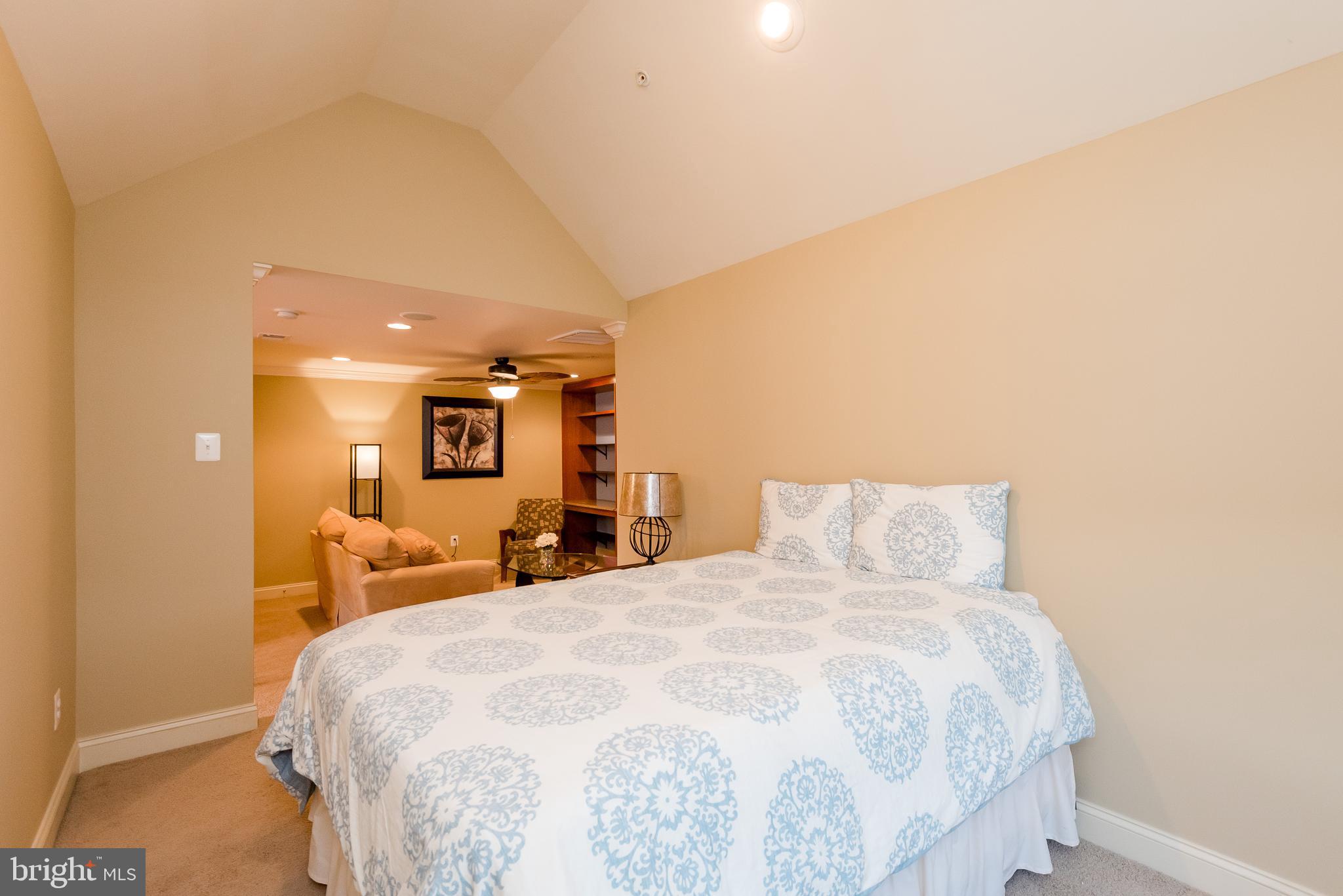 2703 Merlot Lane Annapolis, MD 21401 - Photo 43 of 63 Bed and Bedding convey