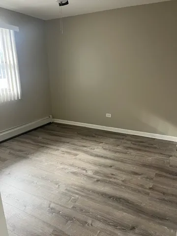 $1,325 | 7501 SW Highway, Unit 5, Worth, IL 60482