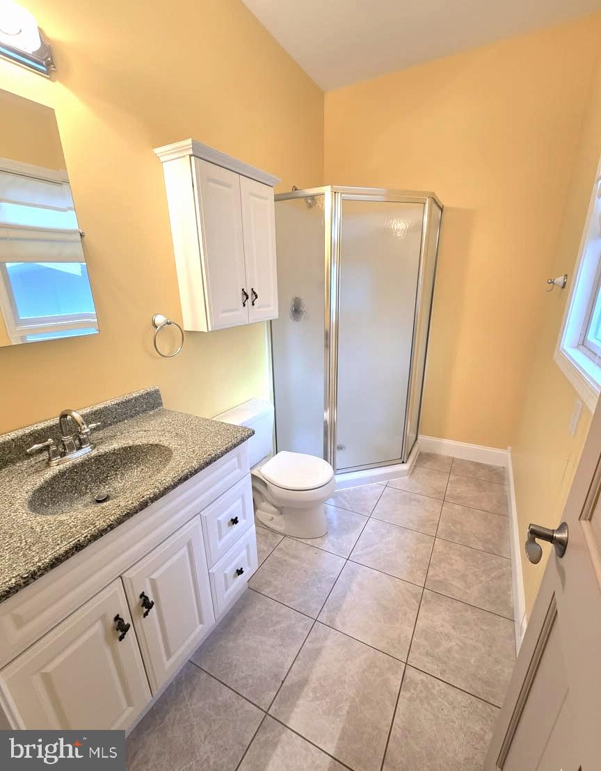 26770 Deep Branch Road Milton, DE 19968 - Photo 41 of 56 Guest En-suite Bath