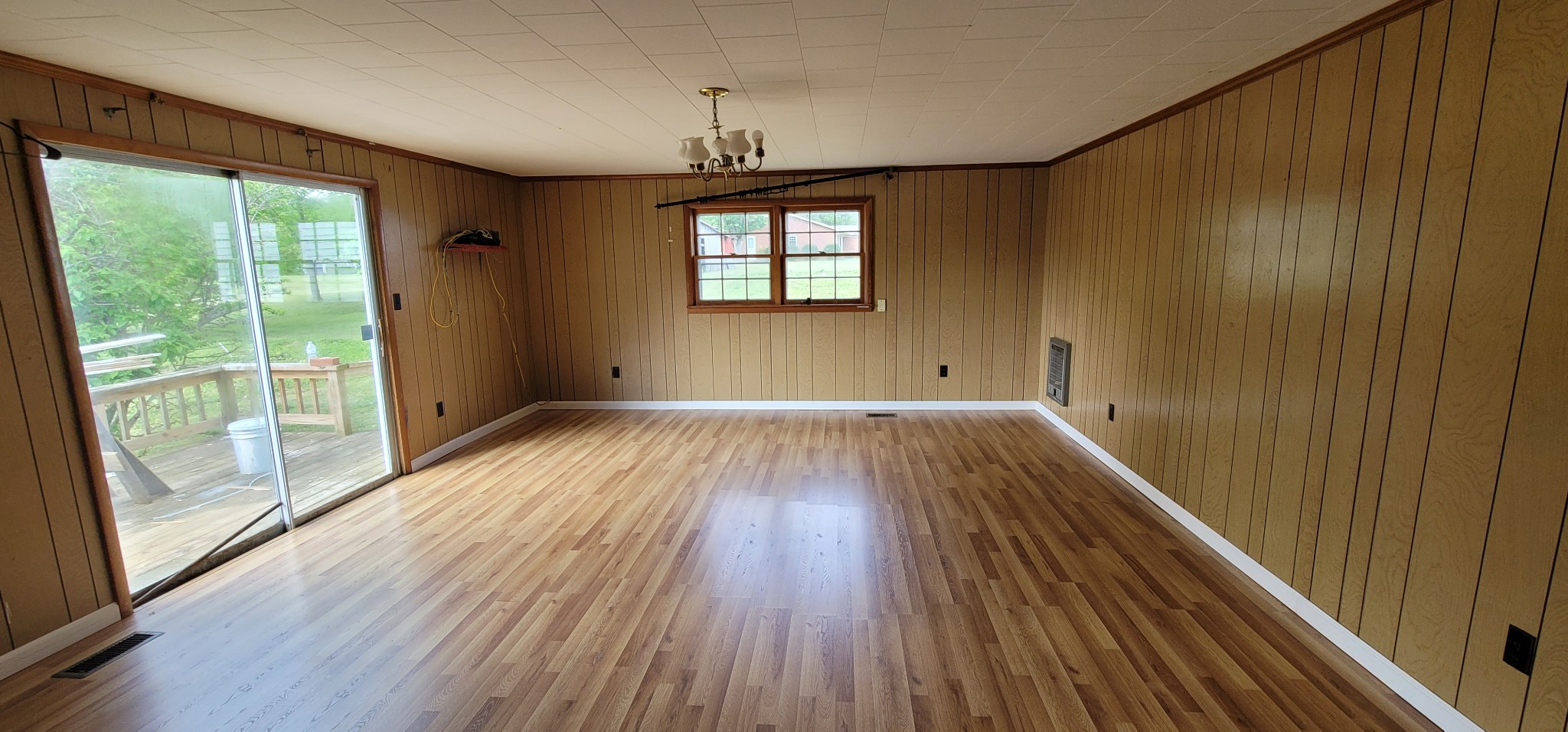19 Turkey Scratch Road Spencer, TN 38585 - Photo 15 of 27 a view of empty room with wooden floor and fan