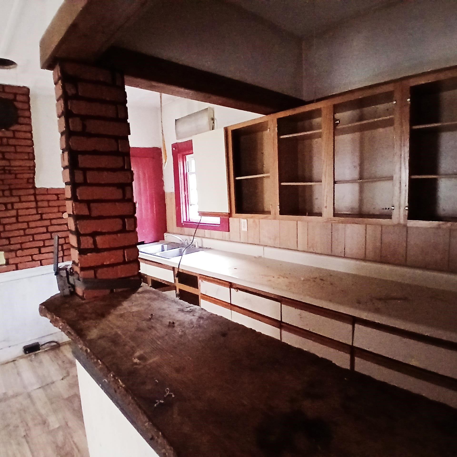 85 Smith Street Barre, VT 05641 - Photo 14 of 26