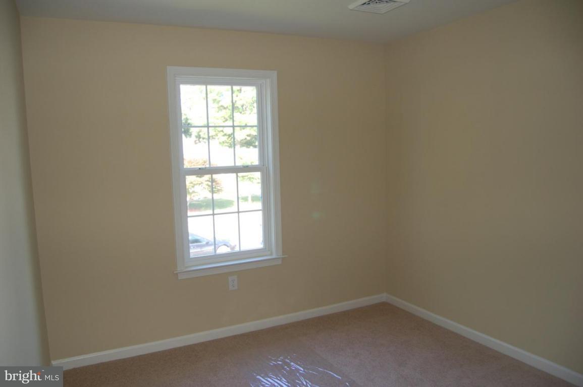 108 Pulte Road Lancaster, PA 17601 - Photo 8 of 12 Gallery Image 8