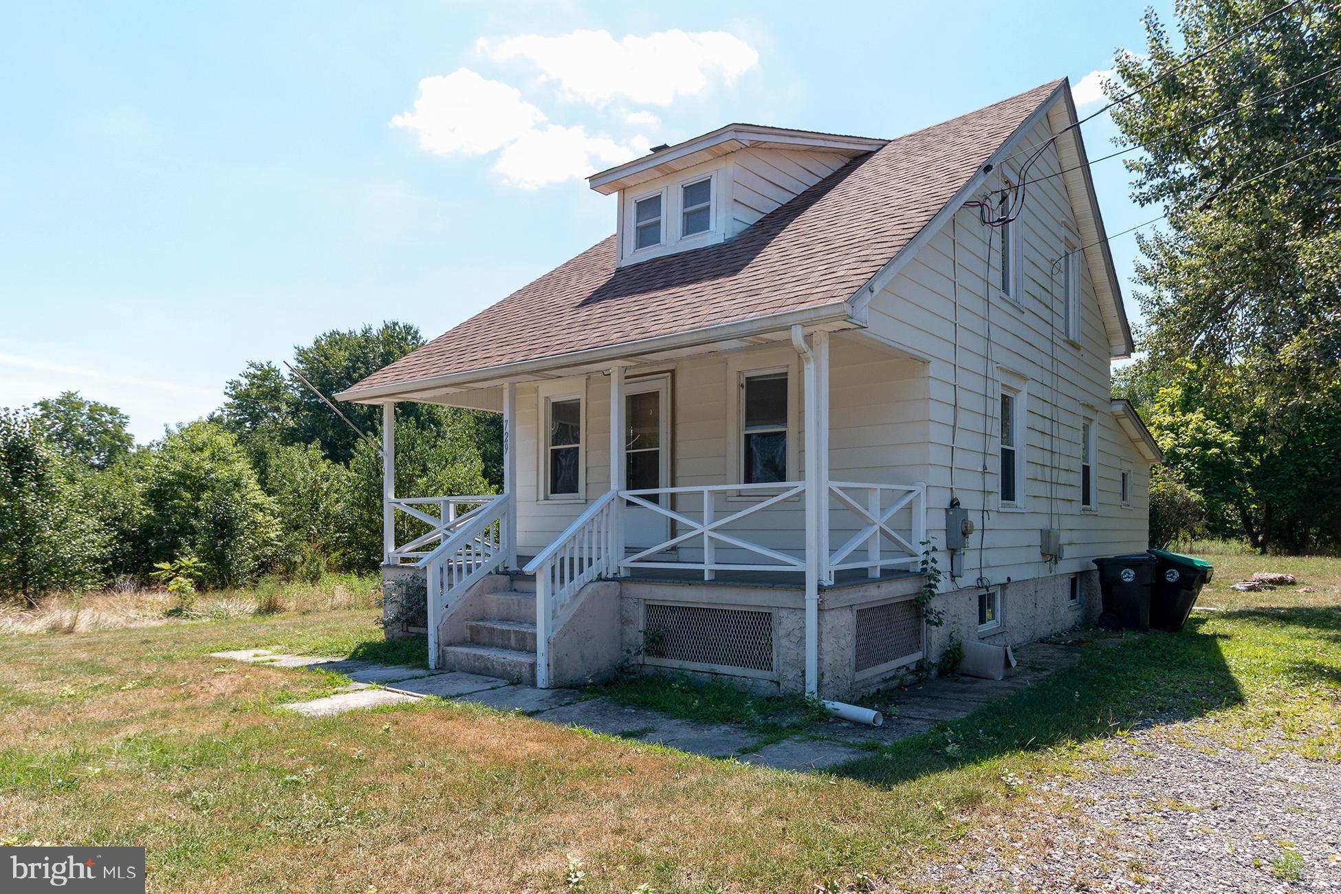 729 Watsontown Road Berlin, NJ 08009 - Photo 3 of 20