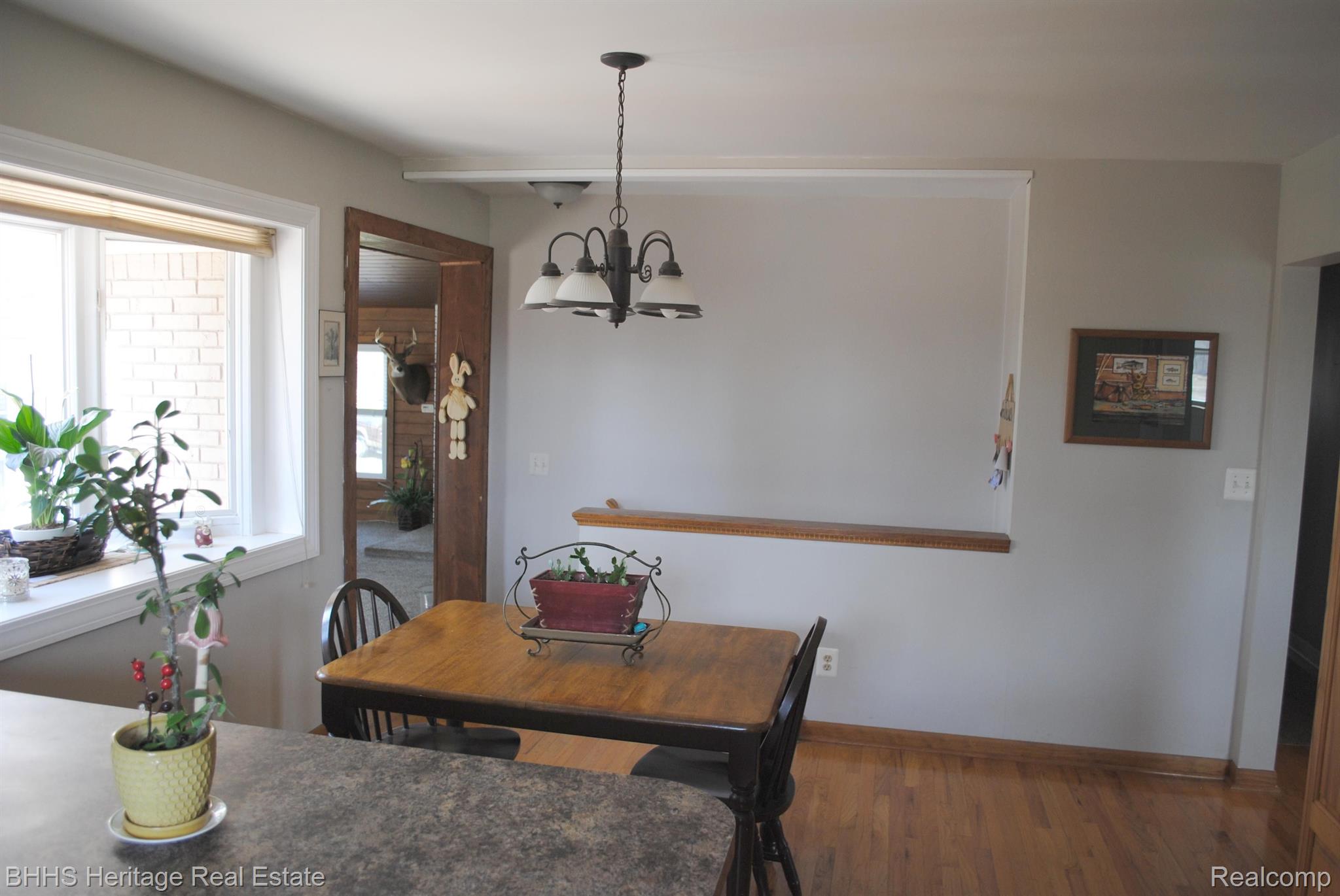 2620 South Latson Road Howell, MI 48843 - Photo 18 of 40 Dining area close to kitchen