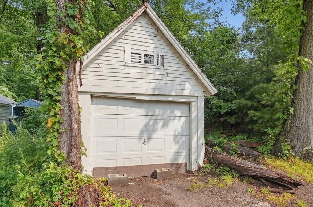 47 Pine Hill Road Worcester, MA 01604 - Photo 36 of 38 Gallery Image 36