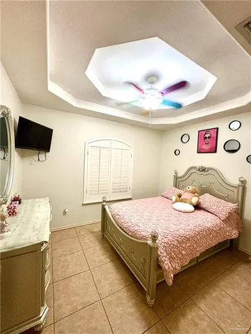 $228,000 | 317 Las Colinas Circle, Roma, TX 78584