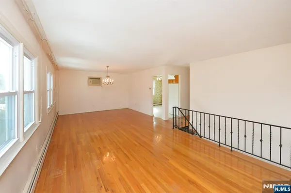 $650,000 | 130 Washington Avenue, New Milford, NJ 07646