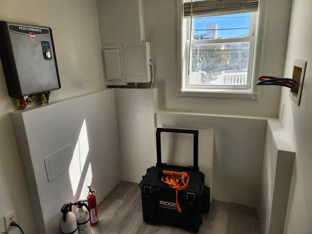 $3,000 | 955 Asbury Avenue, Unit 2, Ocean City, NJ 08226