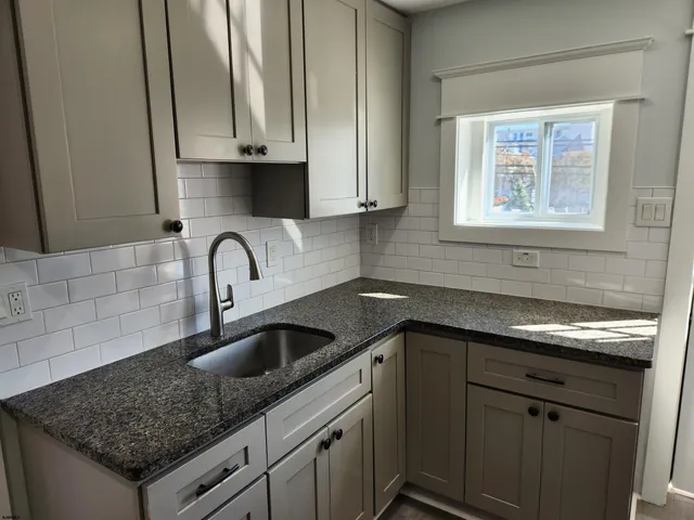 $3,000 | 955 Asbury Avenue, Unit 2, Ocean City, NJ 08226