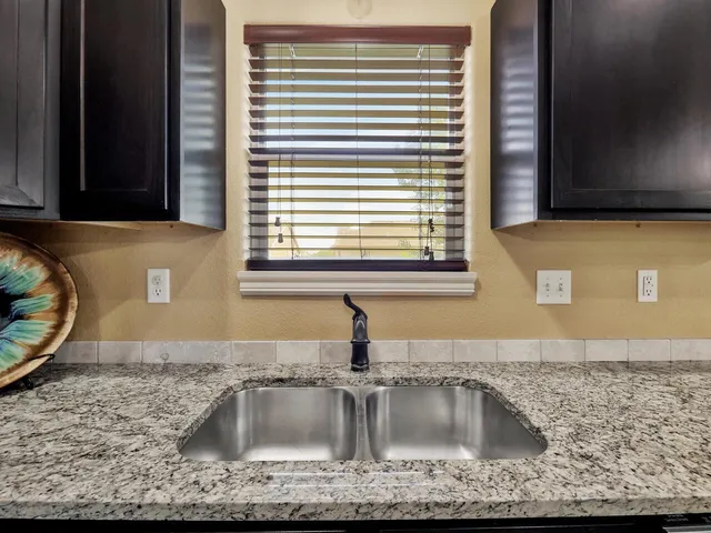 $259,900 | 1945 East Cedar Tree Court, Park City, KS 67219