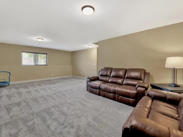 $259,900 | 1945 East Cedar Tree Court, Park City, KS 67219