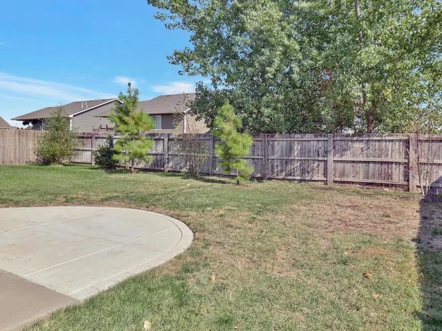 $259,900 | 1945 East Cedar Tree Court, Park City, KS 67219