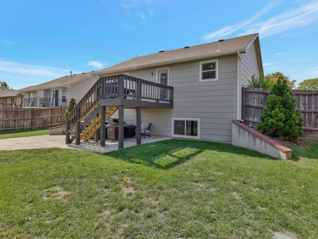 $259,900 | 1945 East Cedar Tree Court, Park City, KS 67219