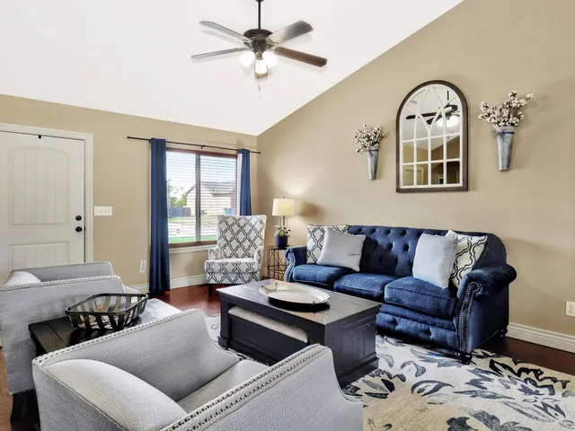 $259,900 | 1945 East Cedar Tree Court, Park City, KS 67219