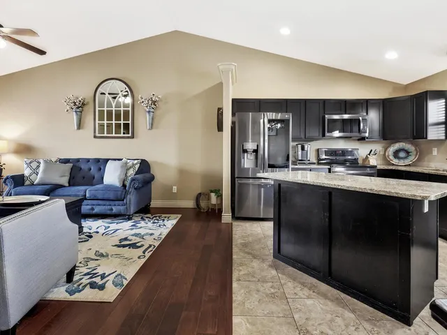 $259,900 | 1945 East Cedar Tree Court, Park City, KS 67219