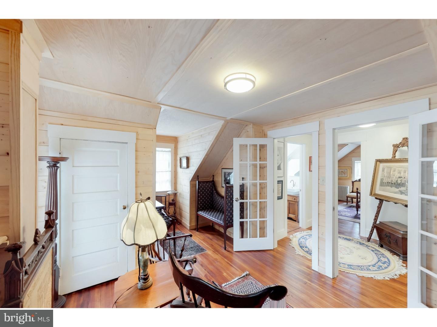 31 Richey Place Trenton, NJ 08618 - Photo 19 of 25 Hallway
