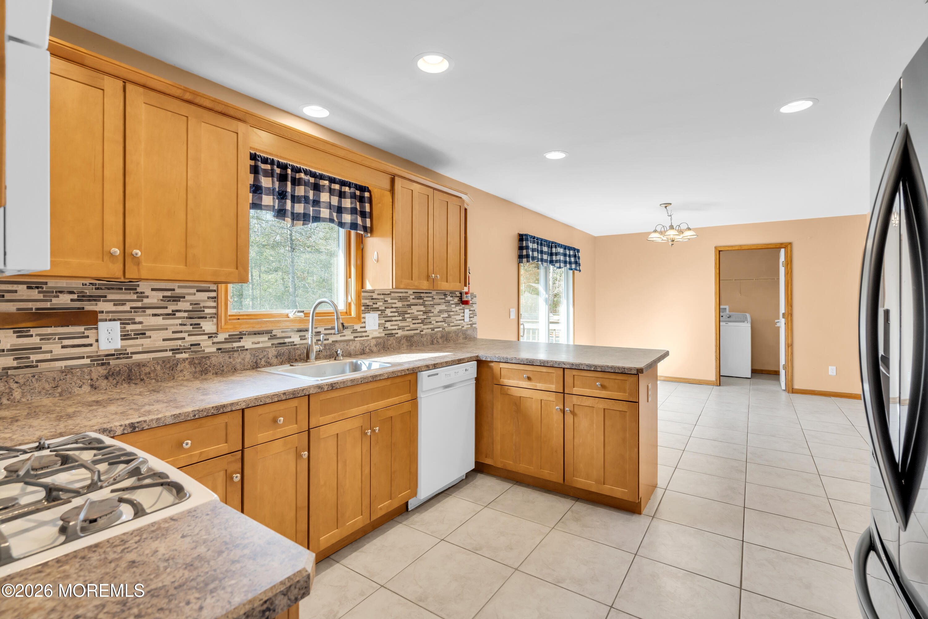 128 Sloop Creek Road Bayville, NJ 08721 - Photo 8 of 29 10-print-DSC09820