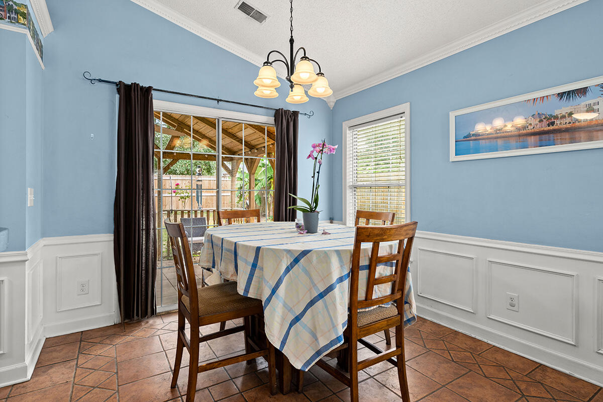 165 2 Pond Loop Ladson, SC 29456 - Photo 9 of 25 9