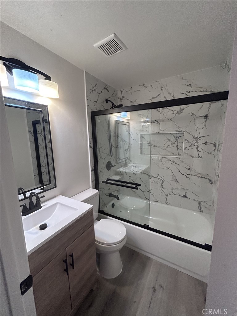 5844 Montgomery Street Riverside, CA 92503 - Photo 10 of 34 Gallery Image 10