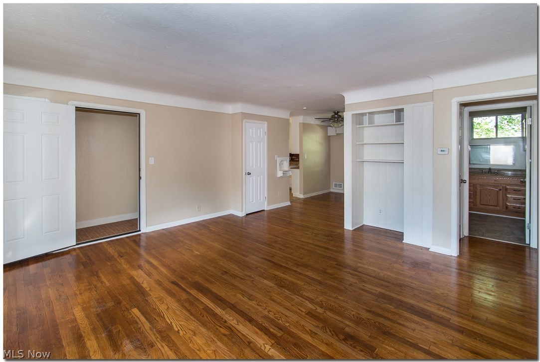 15330 Triskett Road Cleveland, OH 44111 - Photo 15 of 22 Gallery Image 15