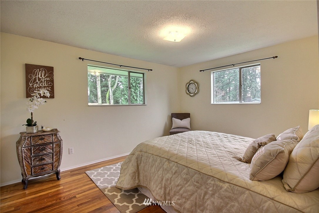 2801 Northeast 23rd Street Renton, WA 98056 - Photo 12 of 29