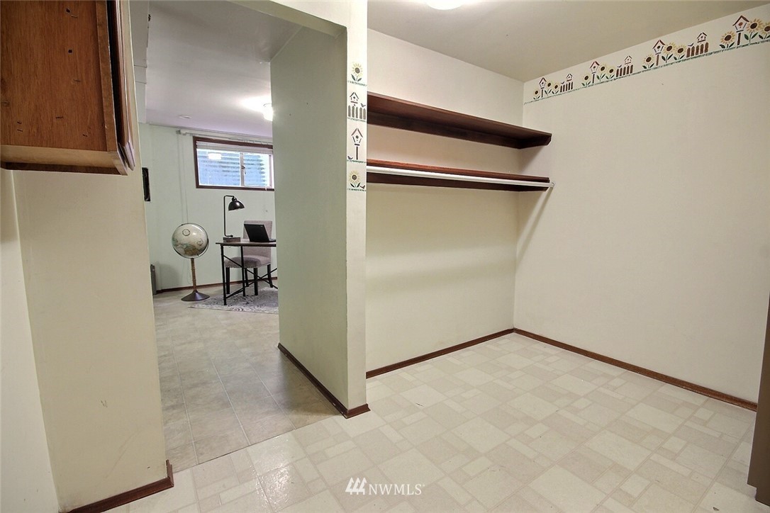 2801 Northeast 23rd Street Renton, WA 98056 - Photo 20 of 29