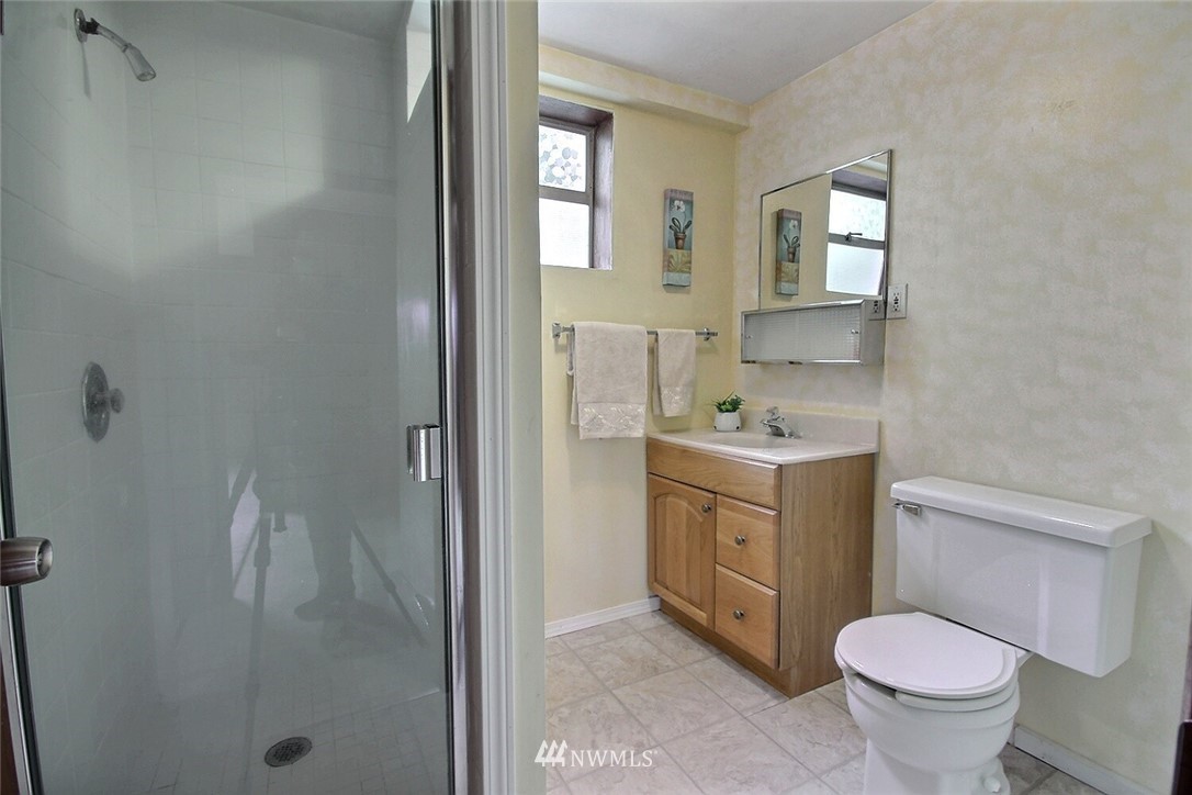 2801 Northeast 23rd Street Renton, WA 98056 - Photo 21 of 29