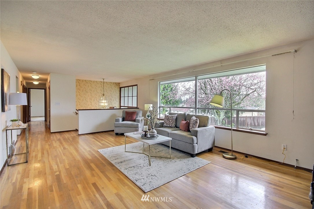 2801 Northeast 23rd Street Renton, WA 98056 - Photo 5 of 29